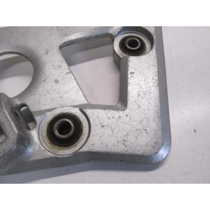Platine avant droite SUZUKI GSX F 750 1989-1997