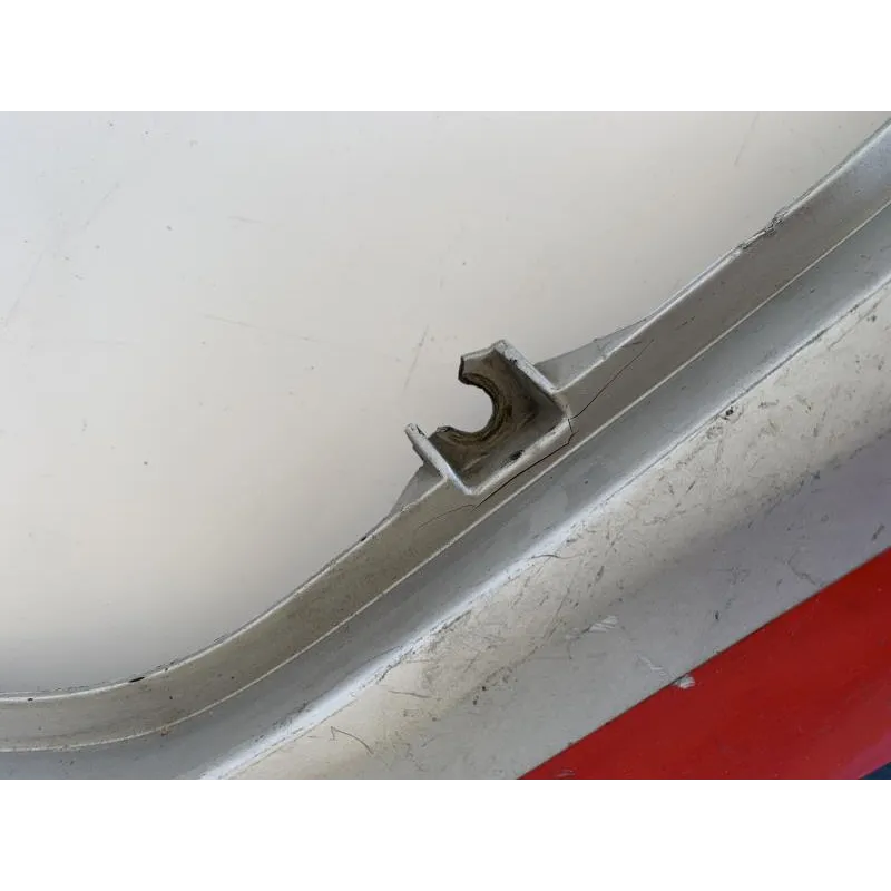 Cache carenage coque arriere droit YAMAHA FZ 750 1985-1987