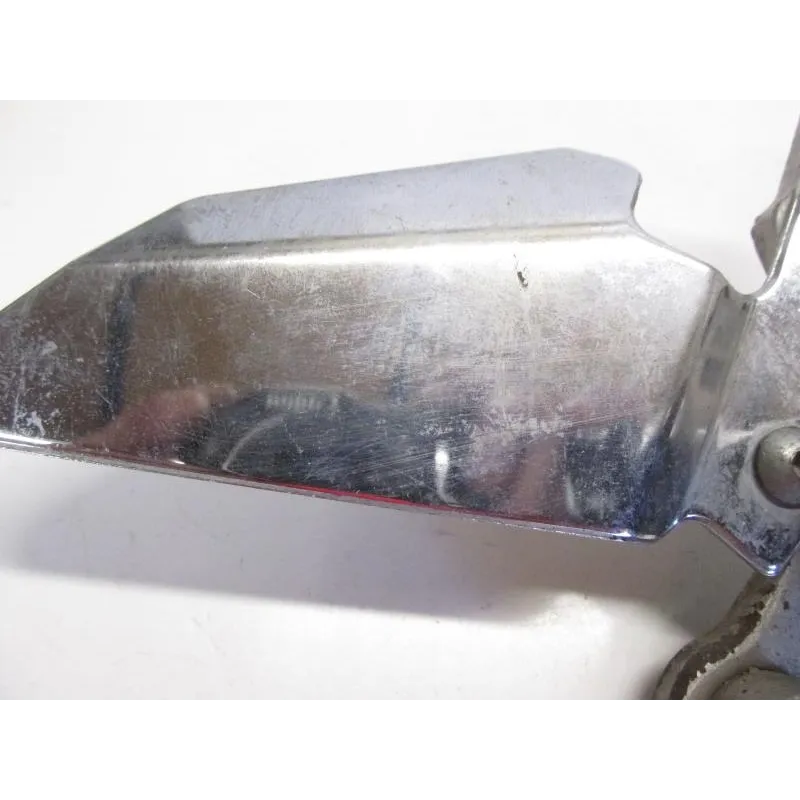 Platine avant droite SUZUKI GS 500 E 1989-1996