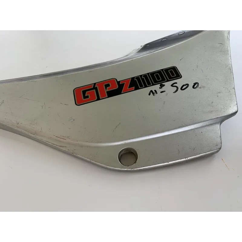Cache lateral droit KAWASAKI GPZ 1100 1983-1985