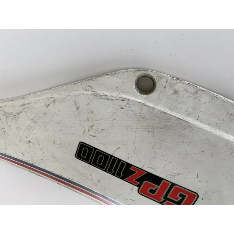 Cache lateral gauche KAWASAKI GPZ 1100 1983-1985