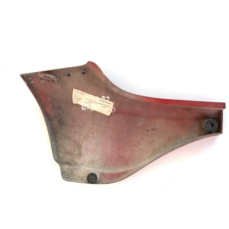 Cache carenage sous selle droit KAWASAKI GPZ 750 1983-1985
