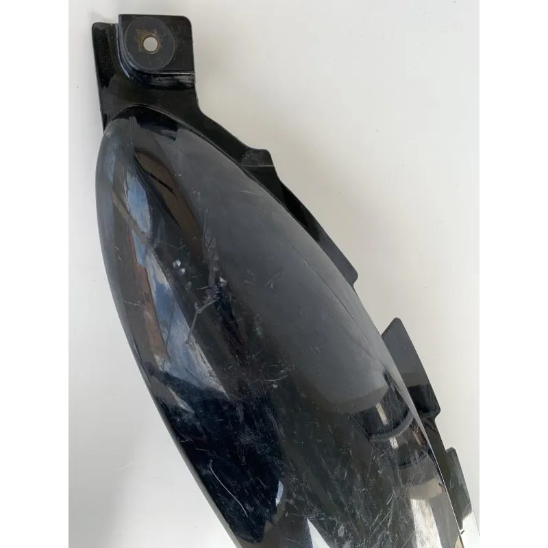 Cache carenage coque arriere gauche SUZUKI GSX F 600 1998-2003