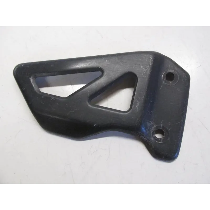 Protection repose pied droit SUZUKI GSXR 1000 2001-2002