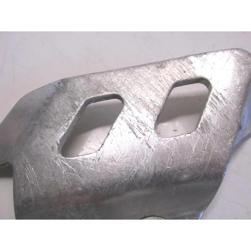 Protection repose pied droit SUZUKI GSXR 750 1992-1995