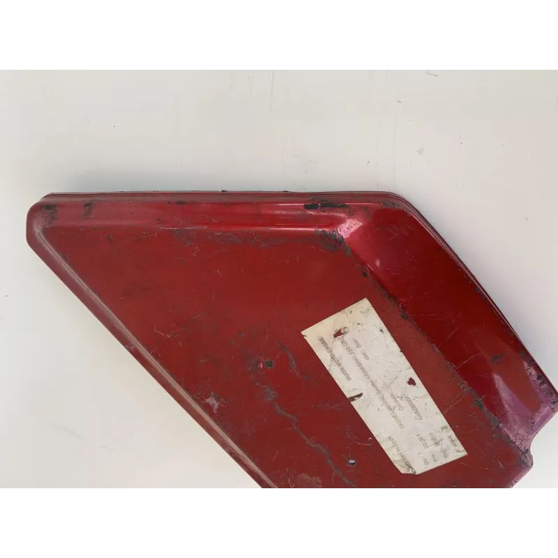 Cache carenage sous selle gauche KAWASAKI GPZ 550 1981-1985