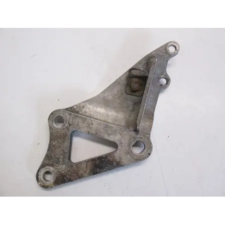 Platine avant droite SUZUKI GSXR 750 1988-1989