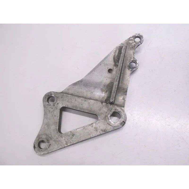 Platine avant droite SUZUKI GSXR 750 1988-1989