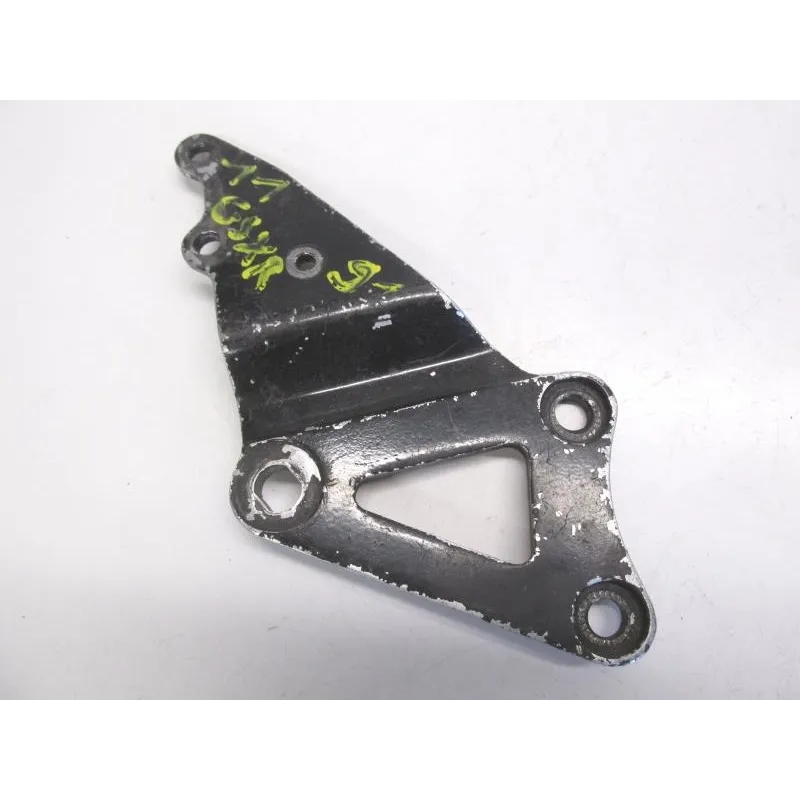 Platine avant droite SUZUKI GSXR 750 1988-1989