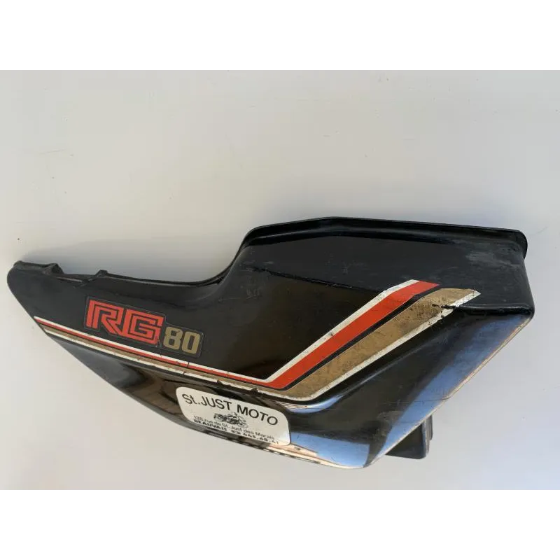 Cache carenage sous selle droit SUZUKI RG 80 1980-1983