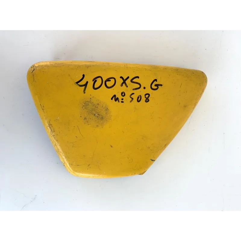 Cache carenage sous selle gauche YAMAHA XS 400 1980-1983 CUSTOM