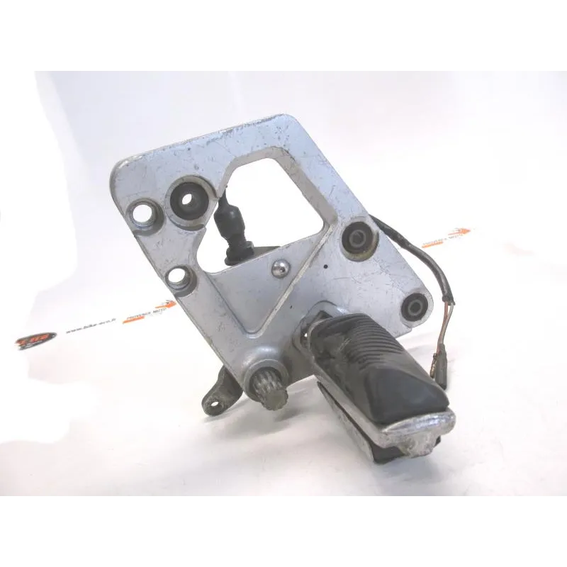 Platine avant droite SUZUKI GSX 1100 F 1988-1993
