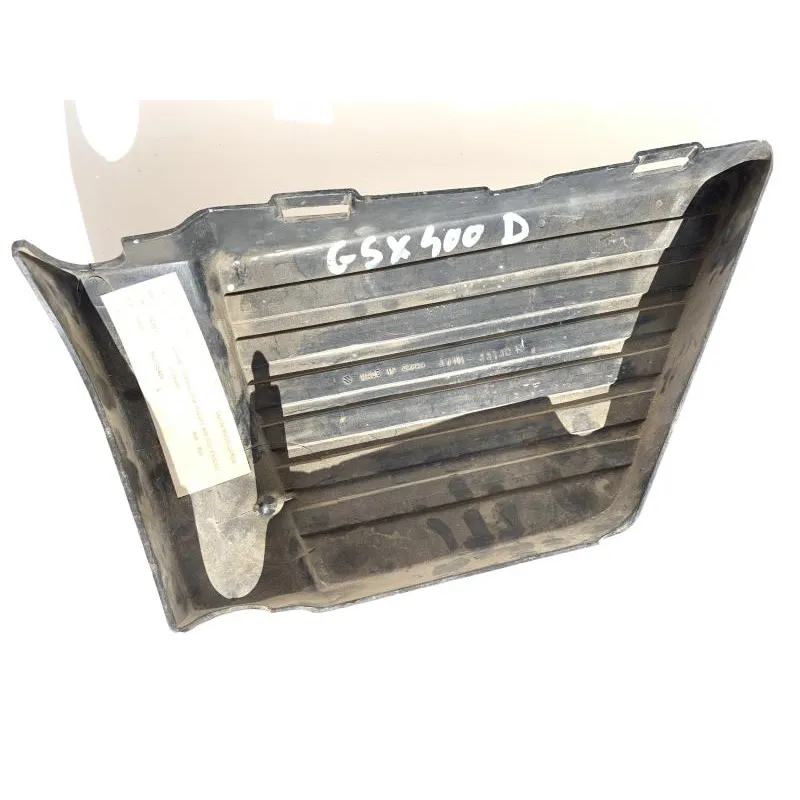 Cache carenage sous selle droit SUZUKI GSX 400 S 1980-1981