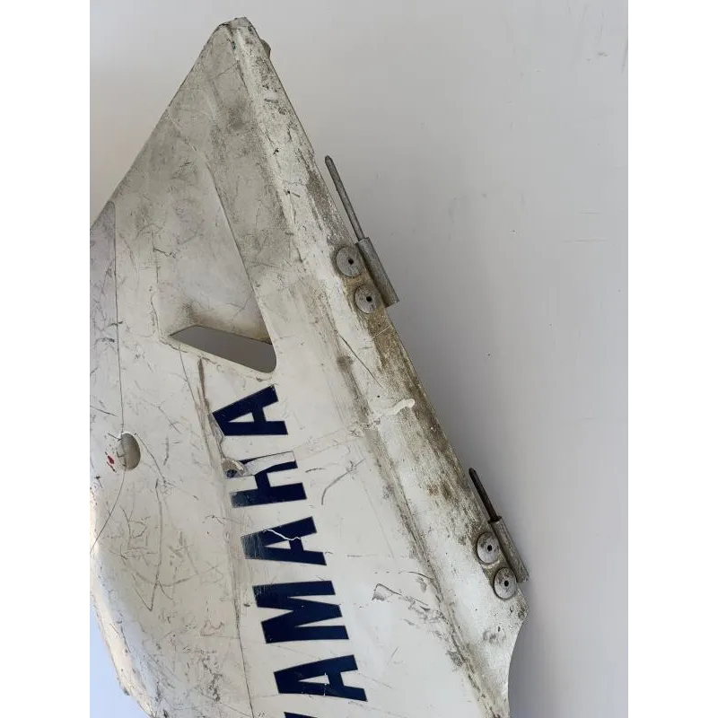 Cache flanc de carenage droit YAMAHA TZR 125 1987-1989