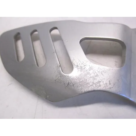 Protection repose pied droit SUZUKI GSXR 1000 2007-2008