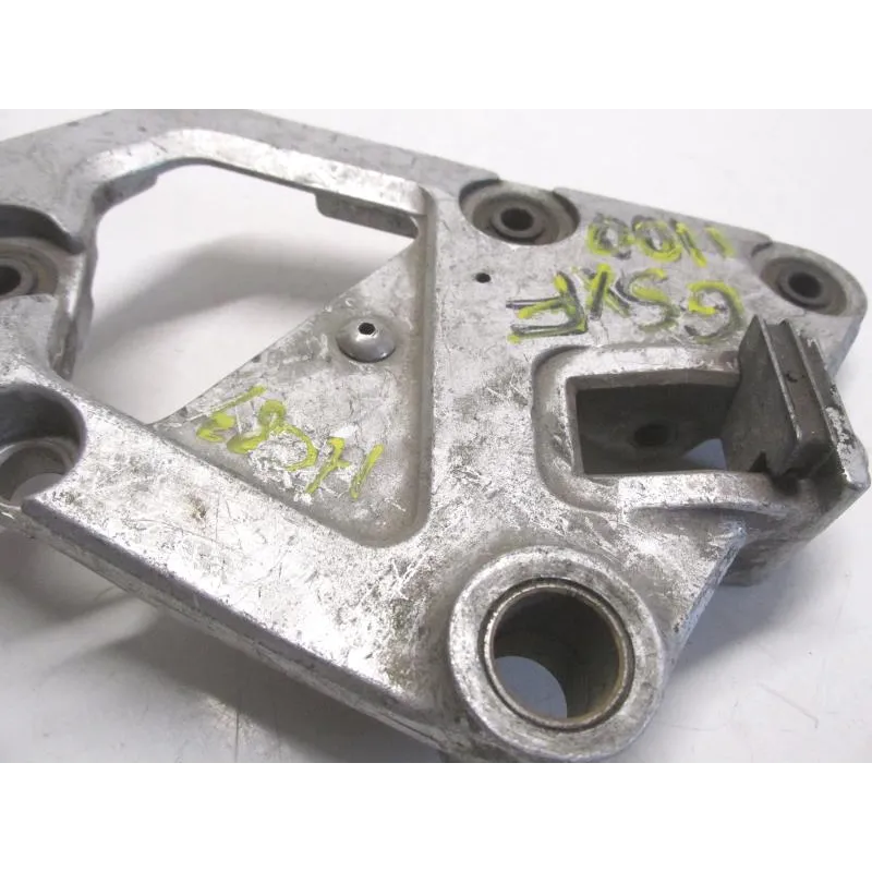 Platine avant droite SUZUKI GSX 1100 F 1988-1993