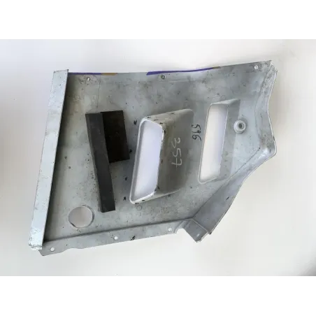 Cache flanc de carenage gauche SUZUKI GSXR 1100 1991-1992