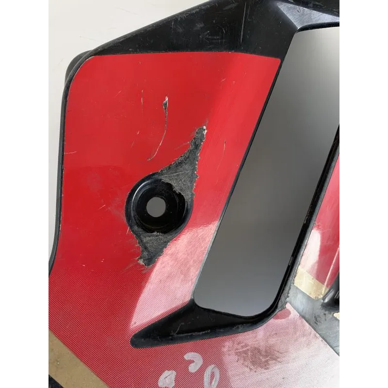 Cache flanc de carenage droit SUZUKI GSXR 1100 1991-1992