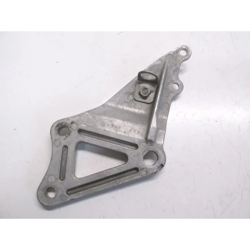 Platine avant droite SUZUKI GSXR 1100 1989-1990