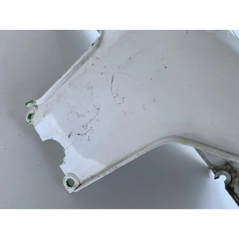 Cache carenage coque arriere gauche KAWASAKI NINJA 250 R 2011-2012