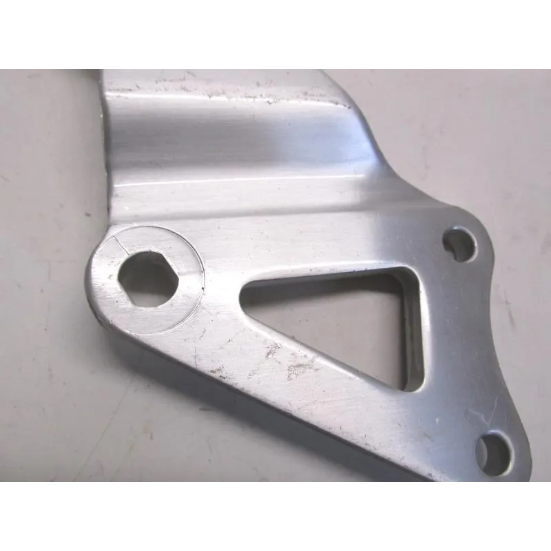 Platine avant droite SUZUKI GSXR 1100 1989-1990