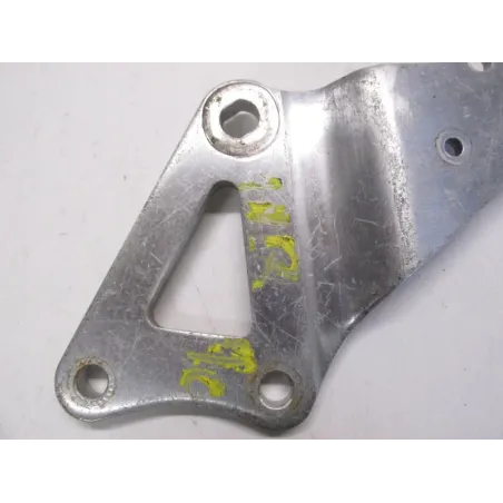 Platine avant droite SUZUKI GSXR 1100 1989-1990