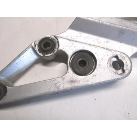 Platine avant gauche SUZUKI GSXR 750 1992-1995
