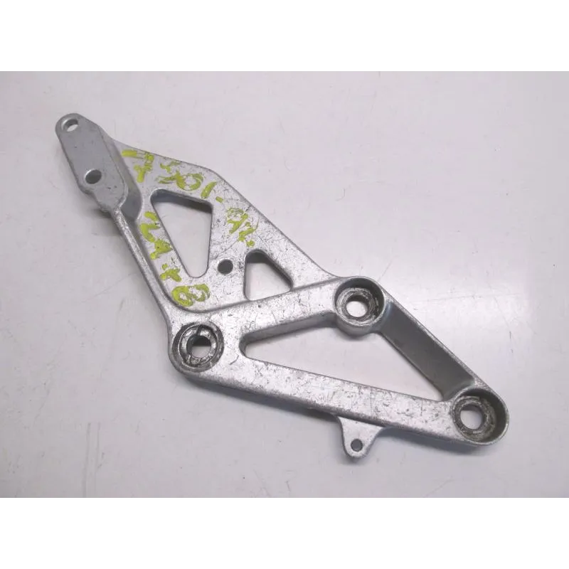 Platine avant droite SUZUKI GSXR 750 1992-1995