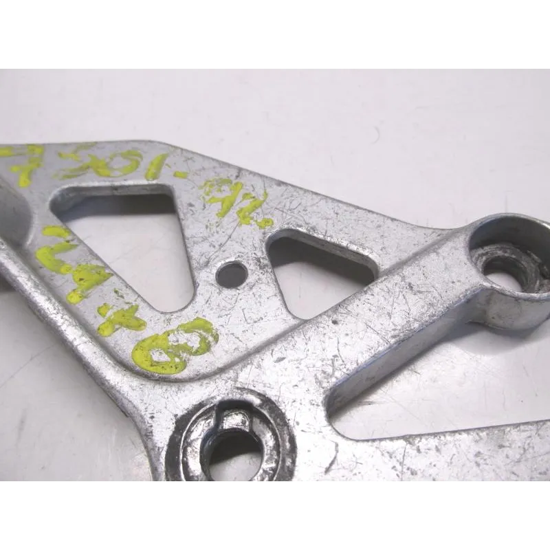Platine avant droite SUZUKI GSXR 750 1992-1995