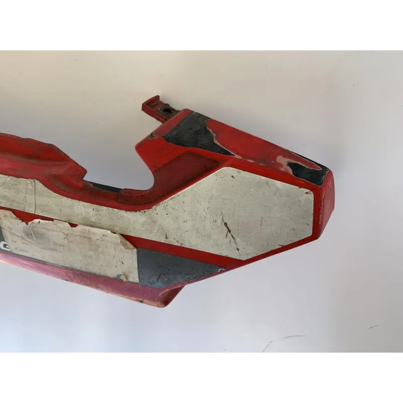 Cache carenage coque arriere gauche SUZUKI GS 500 E 1992-1996