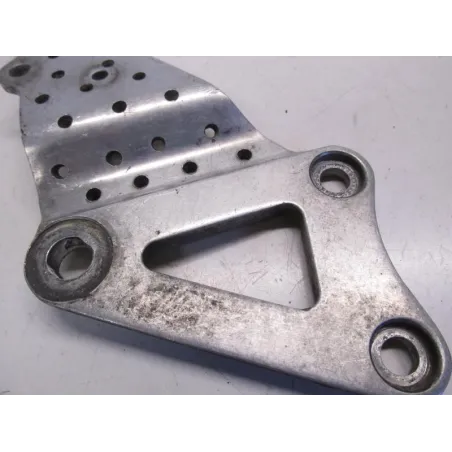 Platine avant droite SUZUKI GSXR 750 1988-1989