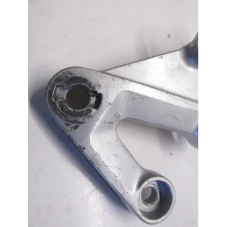 Platine avant droite SUZUKI GSXR 1000 2003-2004