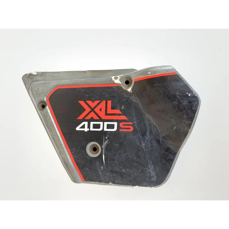 Cache carenage sous selle gauche HONDA XL 400 S 1981-1983