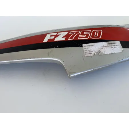 Cache carenage coque arriere droit YAMAHA FZ 750 1985-1987