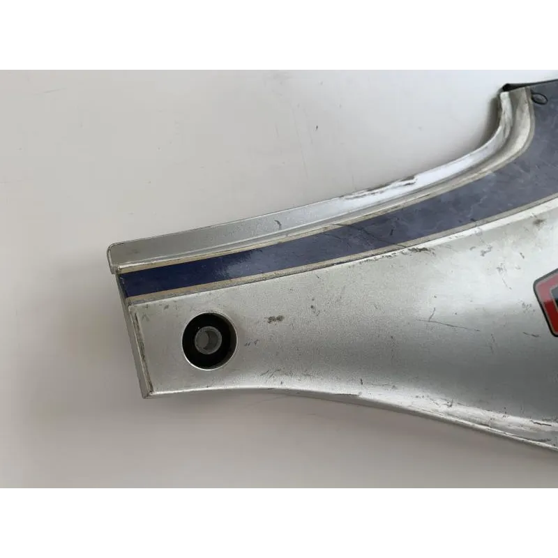 Cache lateral droit KAWASAKI GPZ 1100 1983-1985
