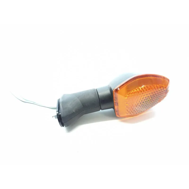 Clignotant arriere droit SUZUKI GSR 750 2011-2016