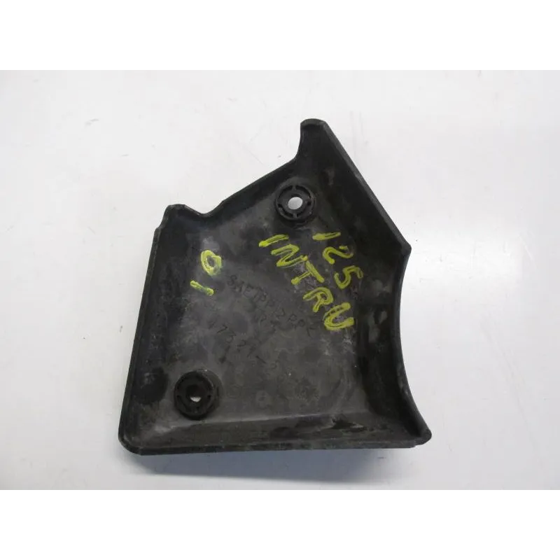 Cache interieur carenage droit SUZUKI VL 125 2000-2007 INTRUDER