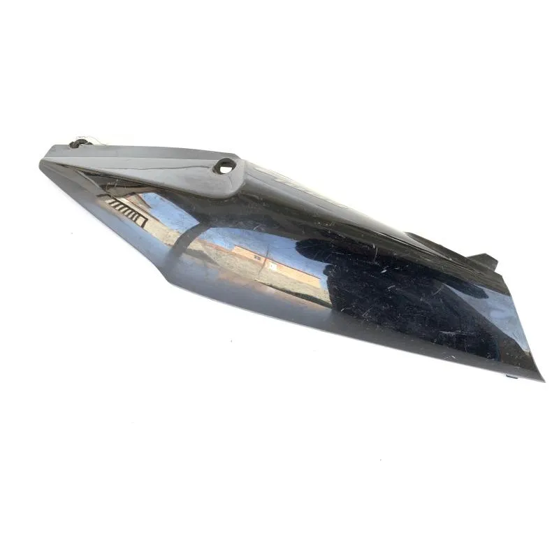 Cache carenage coque arriere gauche HONDA CBF 1000 2006-2009