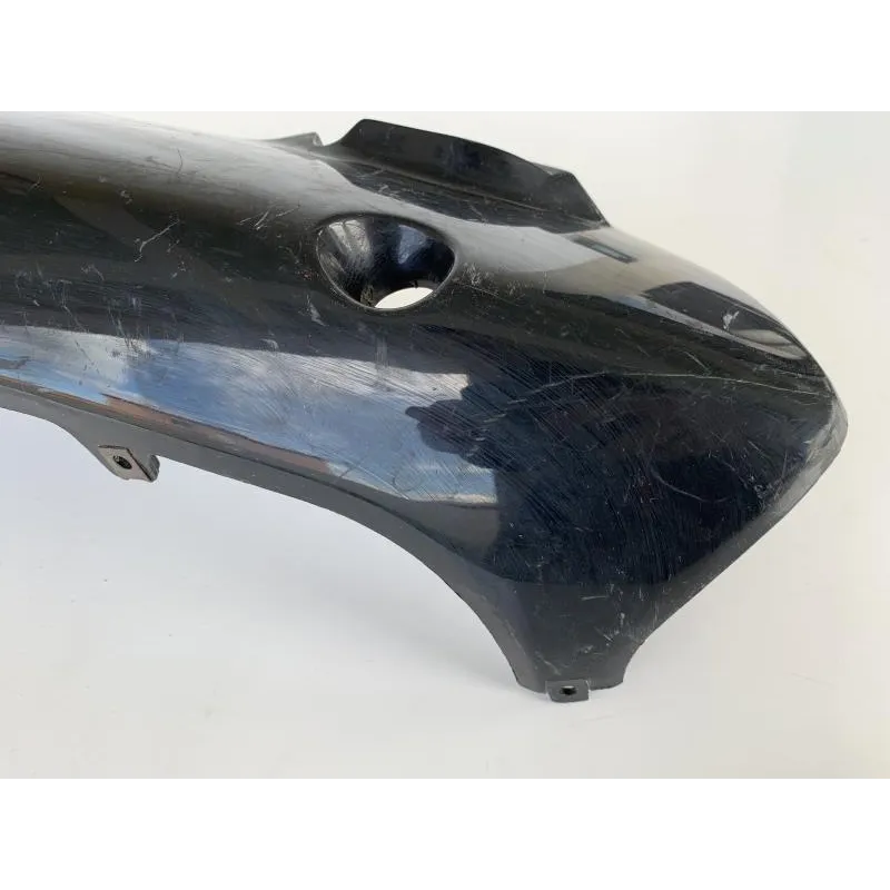 Cache carenage coque arriere gauche SUZUKI GSX F 600 1998-2003