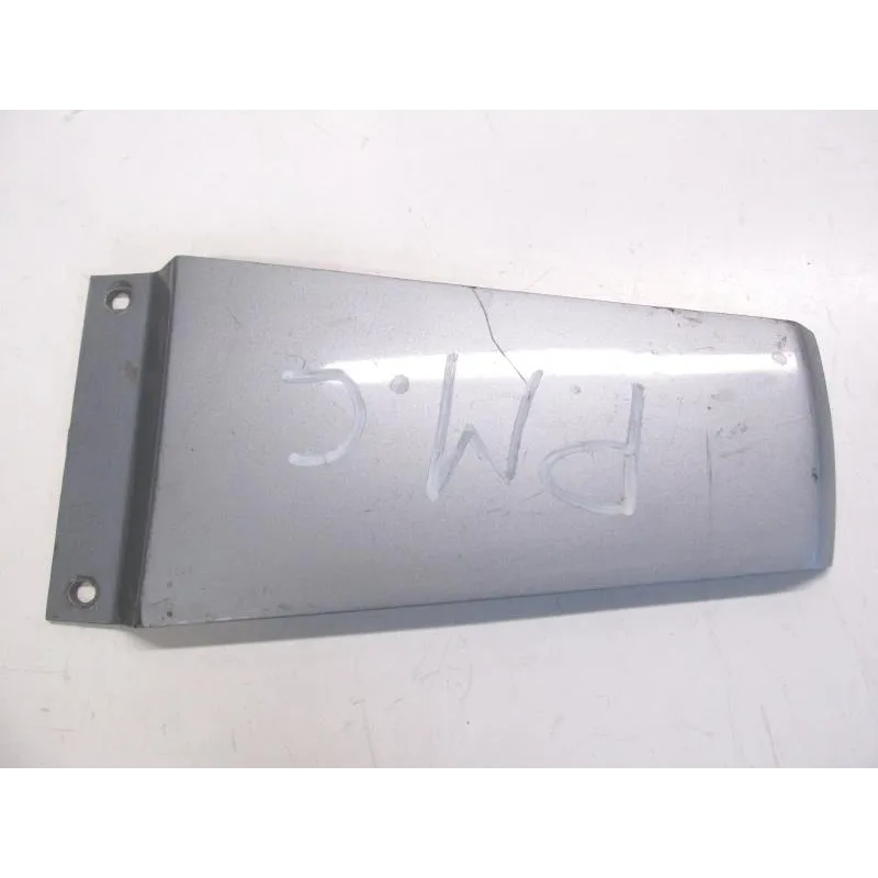 Cache jonction coque arriere SUZUKI RF 600 R 1993-1998