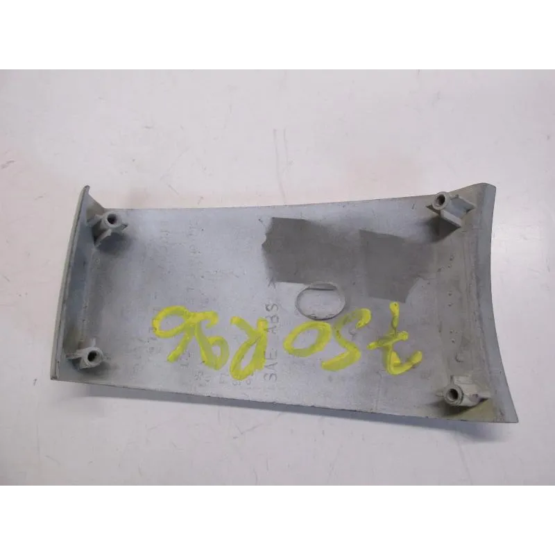 Cache jonction coque arriere SUZUKI GSXR 750 1996-1999