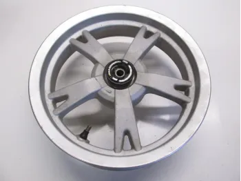 Jante avant PEUGEOT KISBEE 50 2011-2012 4T