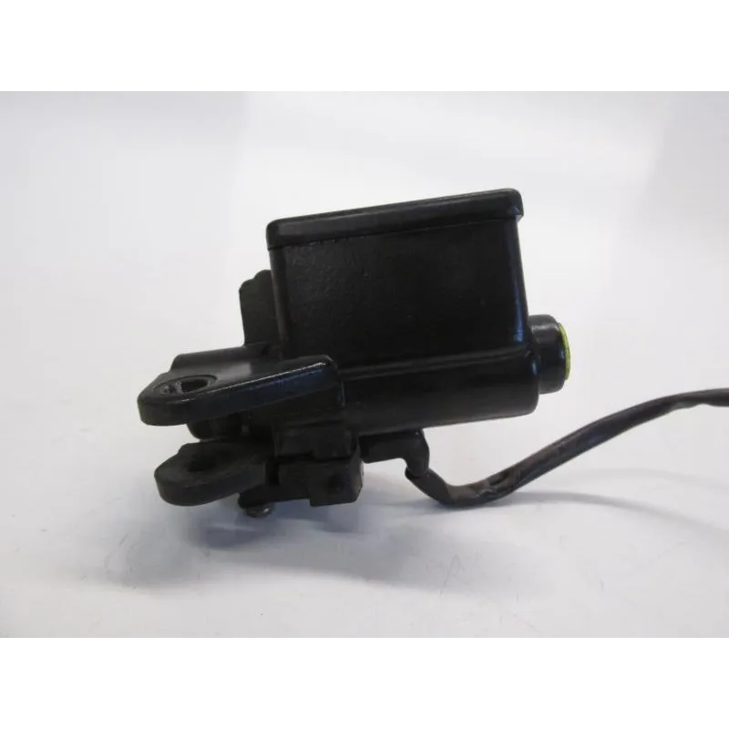 Maitre cylindre frein avant PEUGEOT KISBEE 50 2011-2012 4T