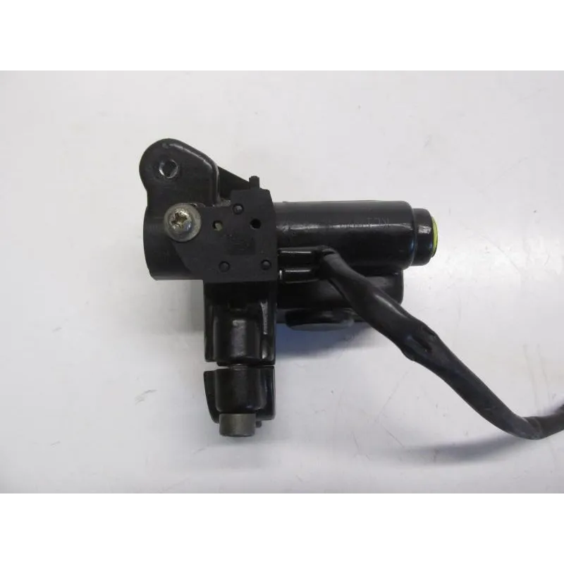 Maitre cylindre frein avant PEUGEOT KISBEE 50 2011-2012 4T