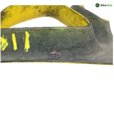 Cache carenage centrale sabot SUZUKI GSXR 1100 1986-1988