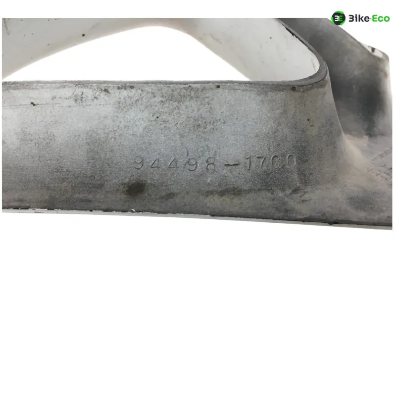 Cache carenage centrale sabot SUZUKI GSXR 750 1988-1989