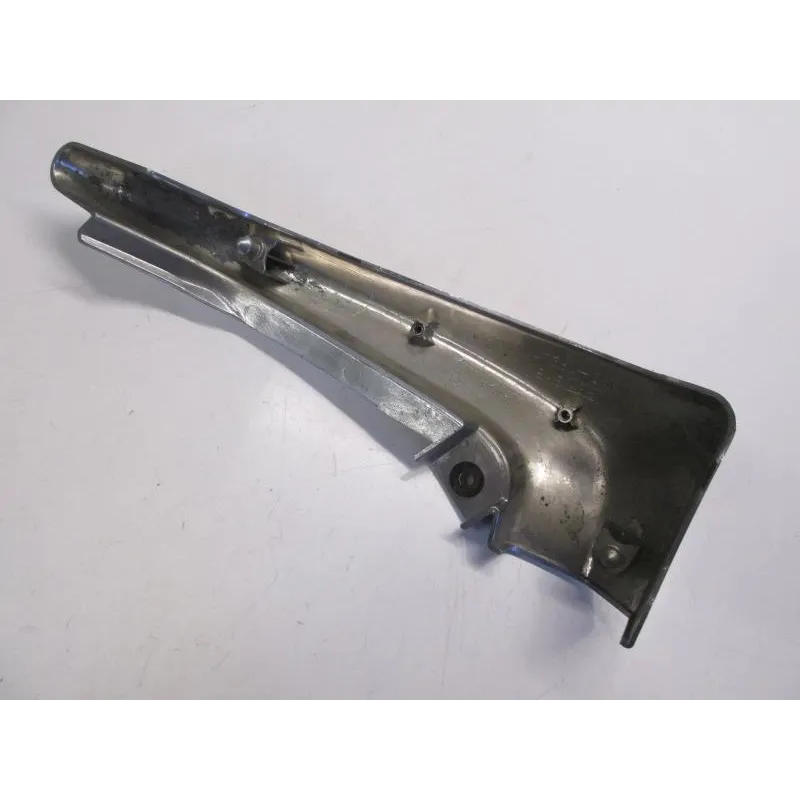 Cache lateral gauche SUZUKI VL 125 2000-2007 INTRUDER