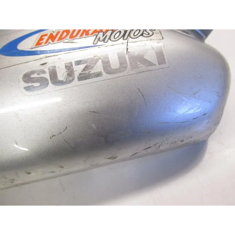 Cache lateral gauche SUZUKI VL 125 2000-2007 INTRUDER