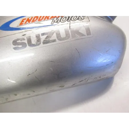 Cache lateral gauche SUZUKI VL 125 2000-2007 INTRUDER
