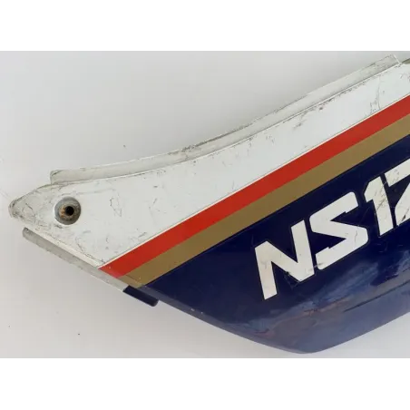 Cache carenage coque arriere gauche HONDA NSR 125 1987-1988